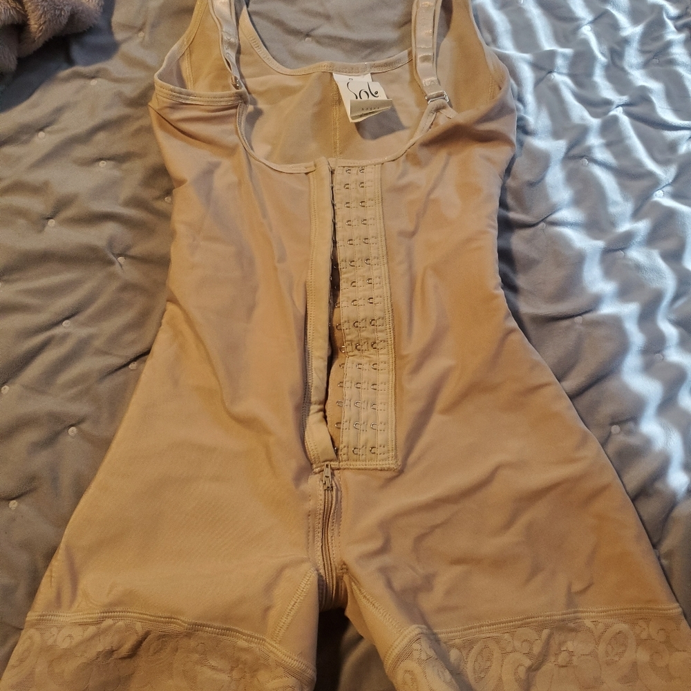 Sol Beauty and Care Body GIRDLE